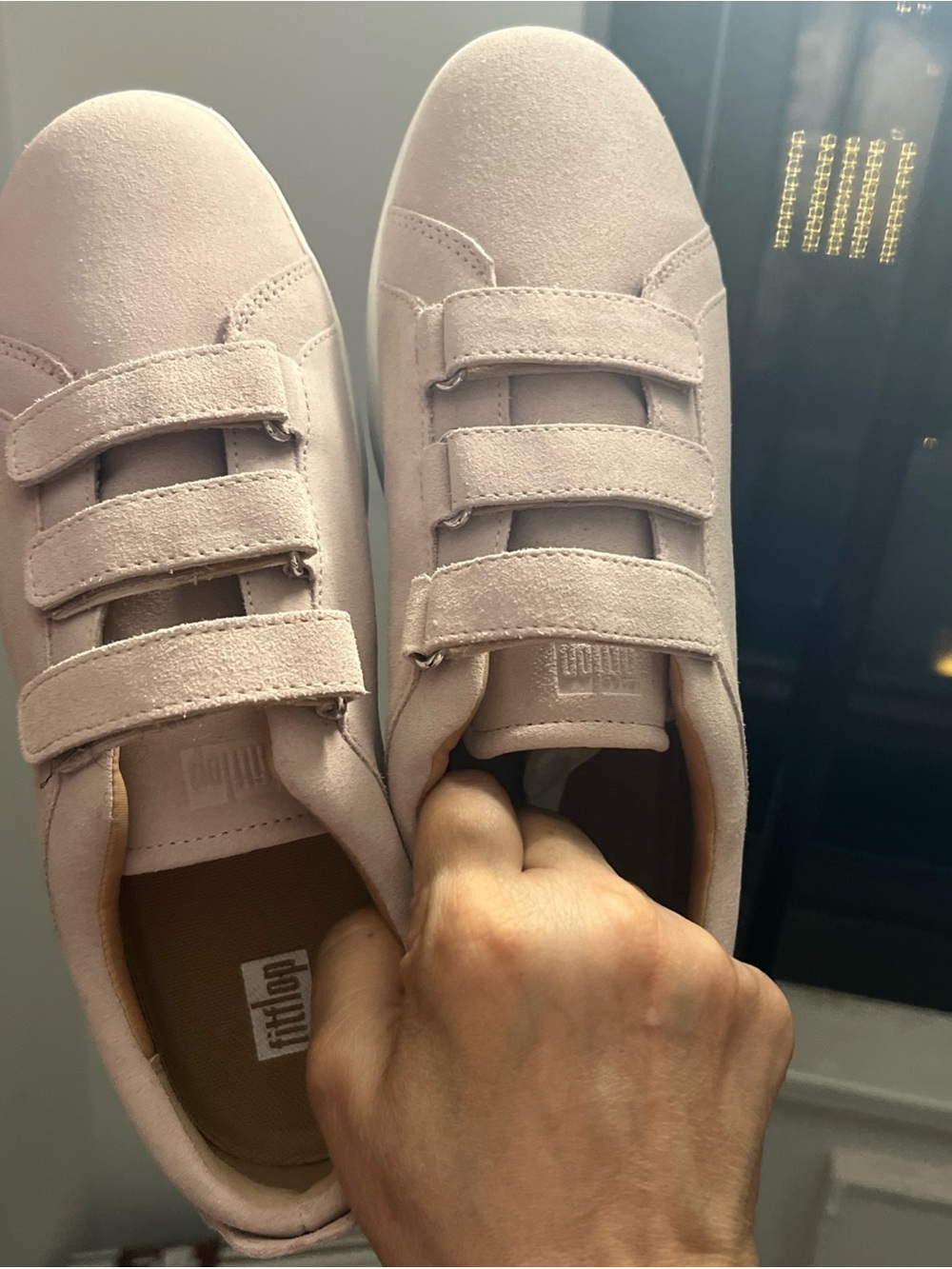 Fitflop size 8.5 women rally Blush Pink Velcro Suede Sneakers